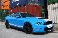    Ford Mustang ()
