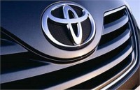Toyota  7,4     