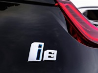   BMW i3  i8   
